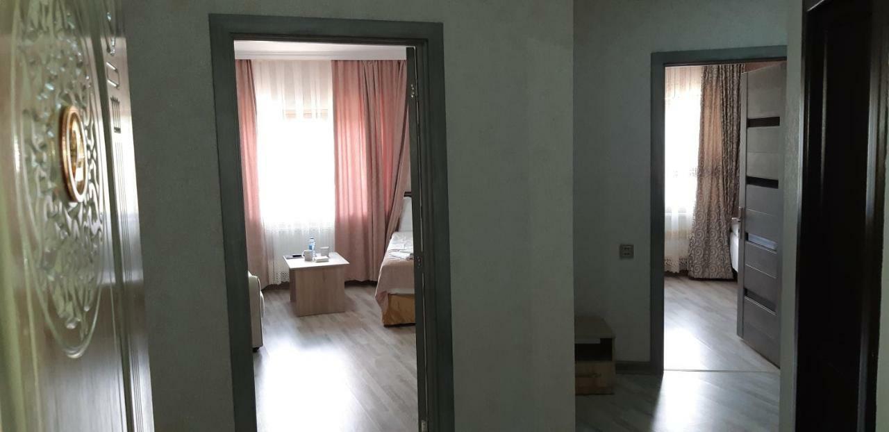 Xutorok Hotel & Restaurant Chilegir Buitenkant foto